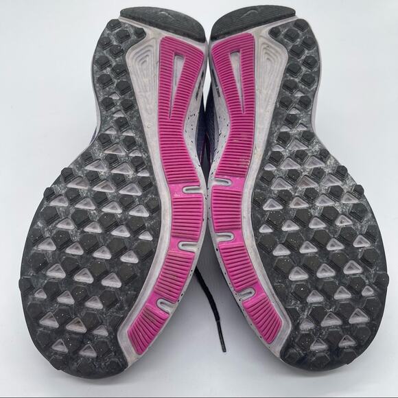 Nike, Quest Running Shoes. Size 7.5, Purple and Blue. In good used condition! - Picture 8 of 9